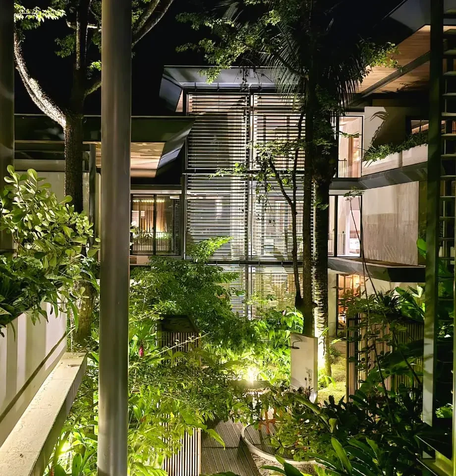 Quin-Surf-Residences-banner-1